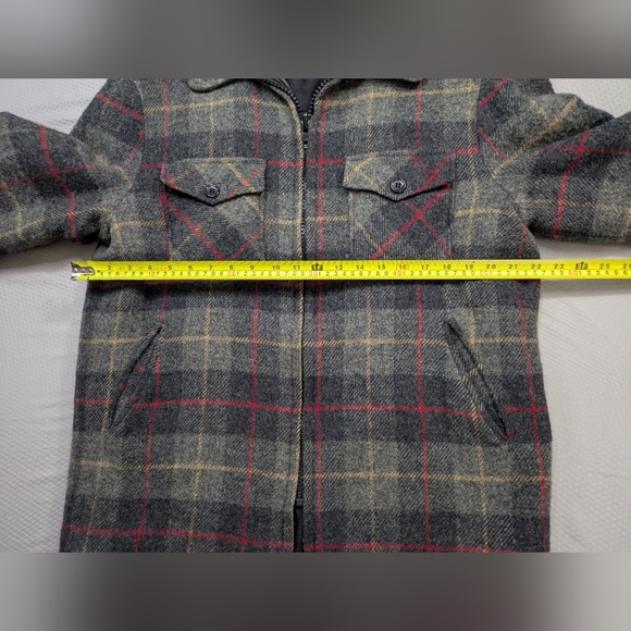 Sold - Picture 2 of 14